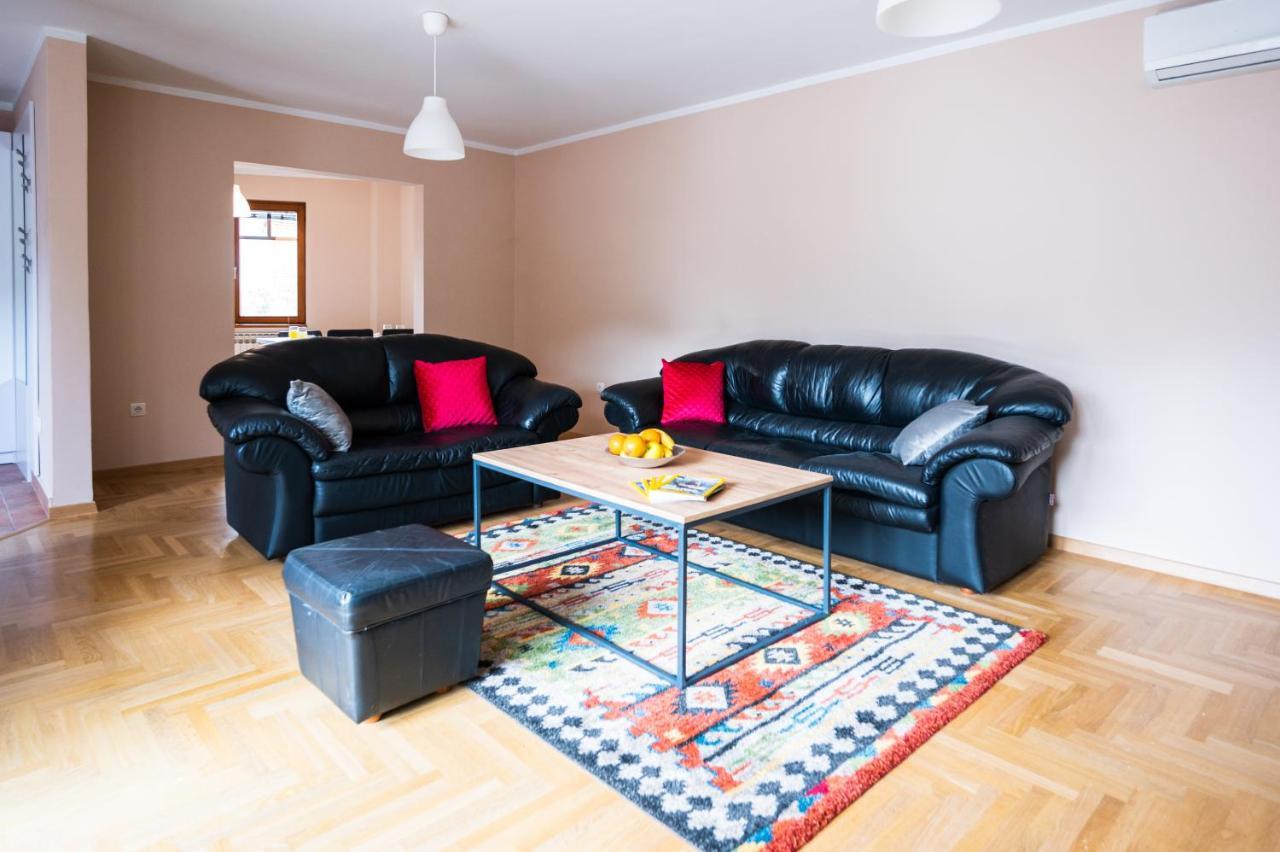 Duplex Apartment For Up To 12 People- Old Town سراييفو المظهر الخارجي الصورة