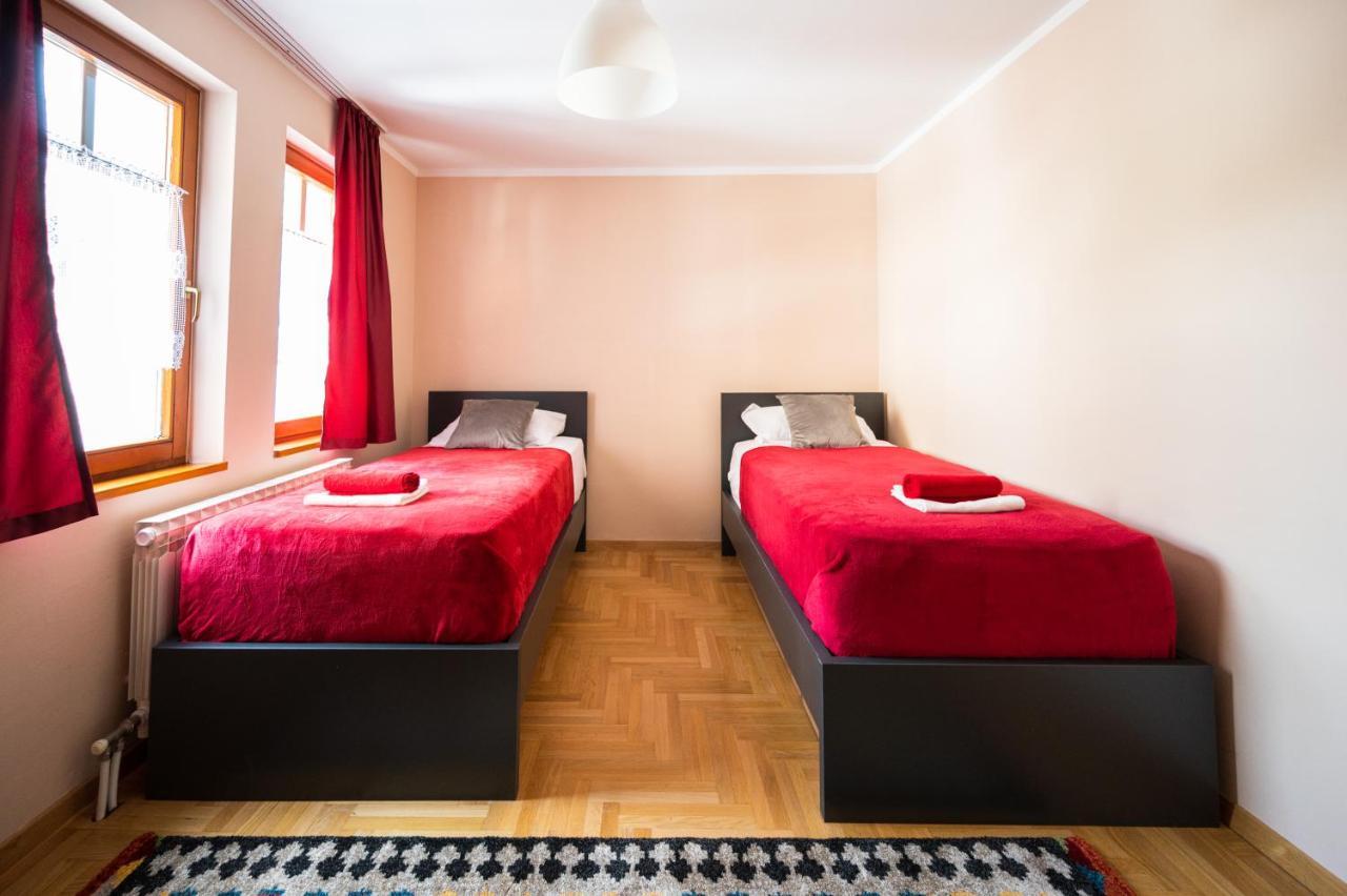 Duplex Apartment For Up To 12 People- Old Town سراييفو المظهر الخارجي الصورة